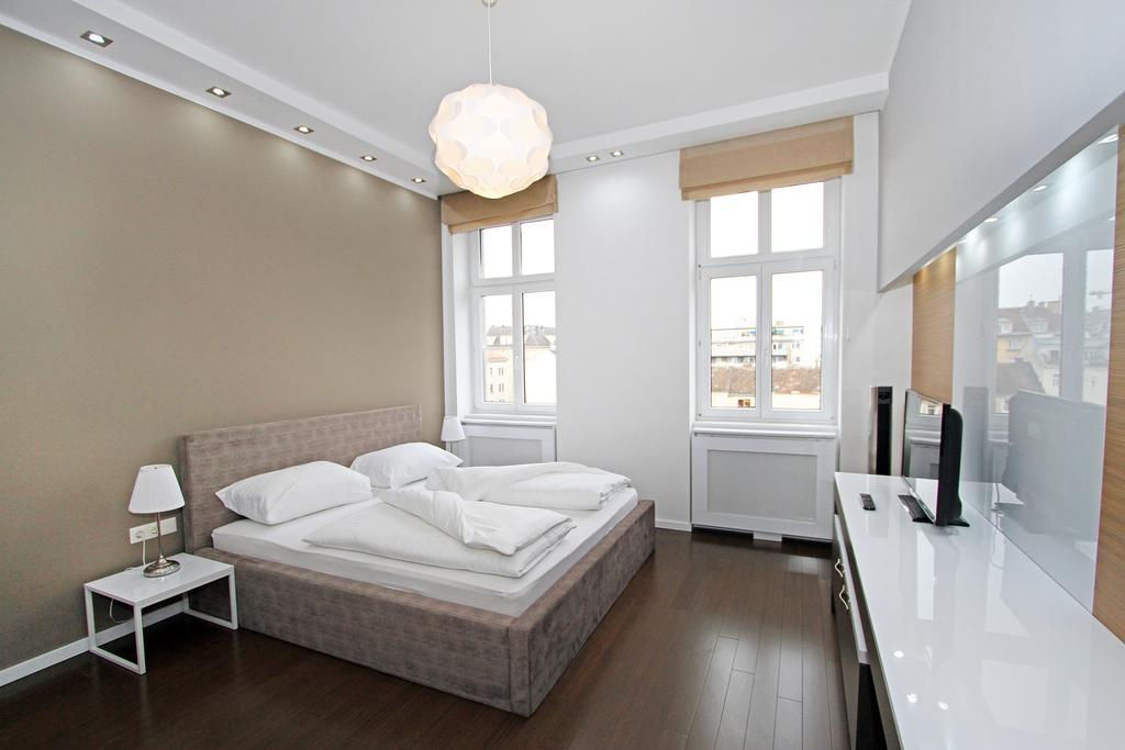 Christiano Apartments Hauptbahnhof | contactless check-in Wien Zimmer foto